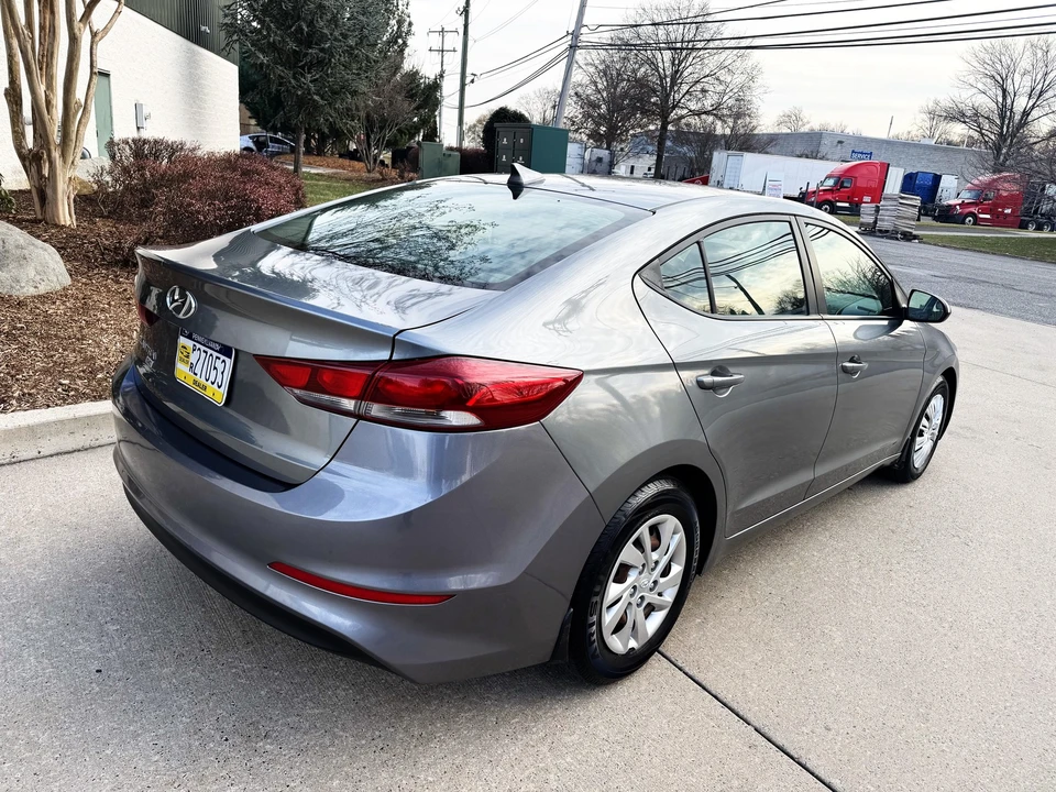 2017 Hyundai Elantra - Image 3 of 21
