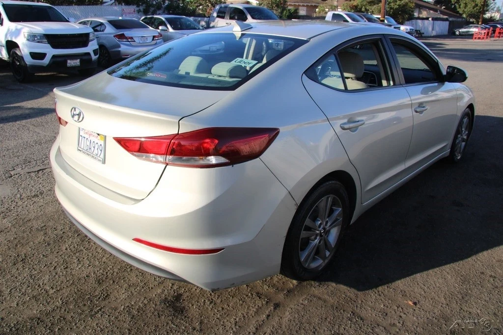 2017 Hyundai Elantra - Image 6 of 21