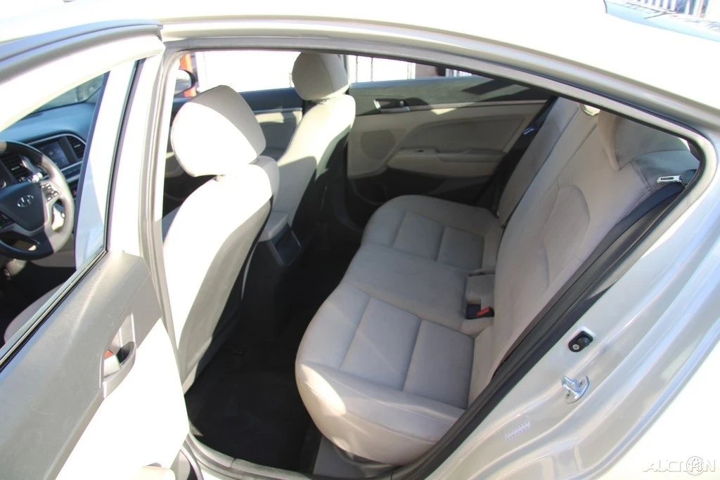 2017 Hyundai Elantra - Image 19 of 21