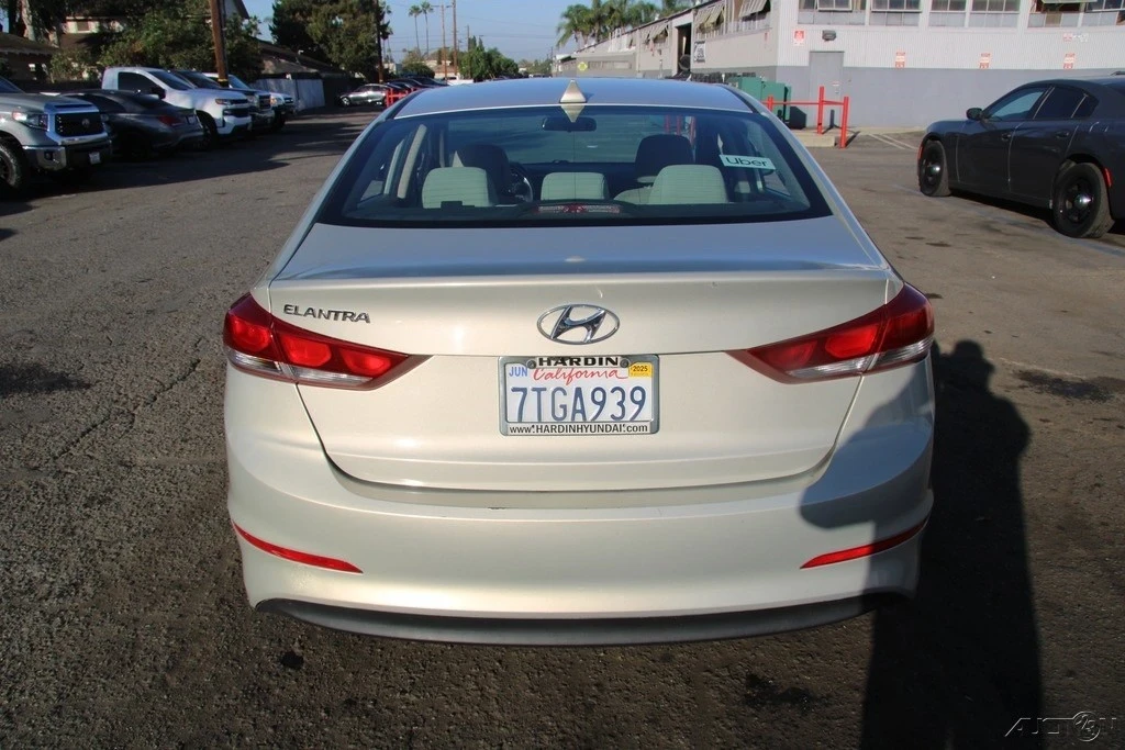 2017 Hyundai Elantra - Image 5 of 21