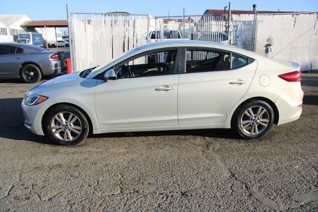 2017 Hyundai Elantra - Image 3 of 21