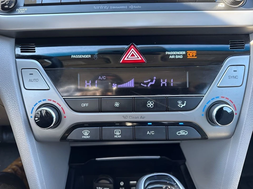 2017 Hyundai Elantra - Image 19 of 21