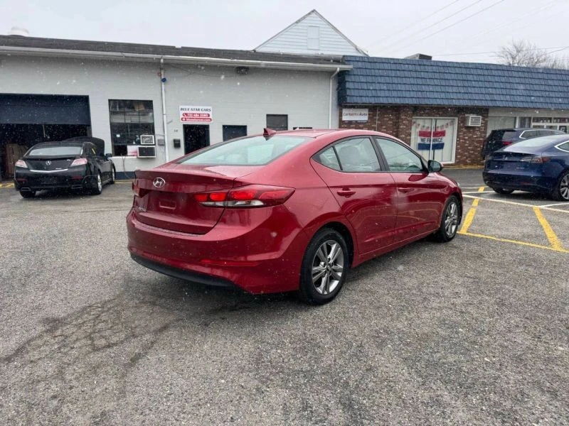 2017 Hyundai Elantra - Image 11 of 12