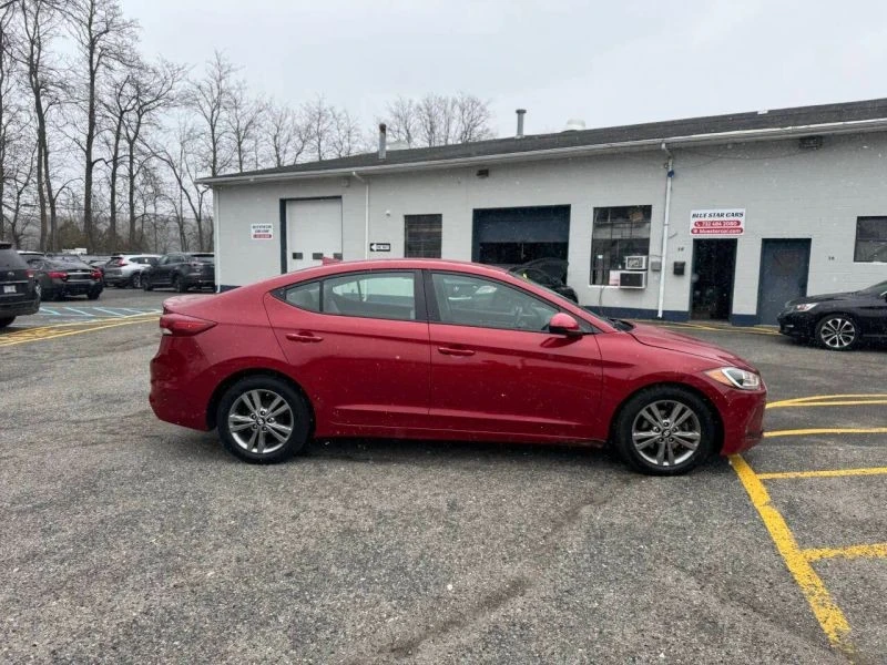 2017 Hyundai Elantra - Image 8 of 12