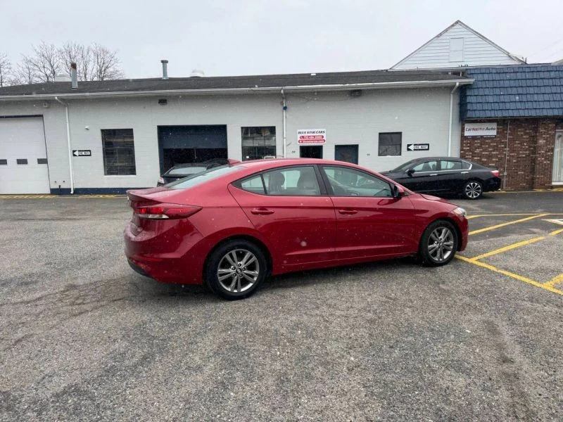 2017 Hyundai Elantra - Image 10 of 12