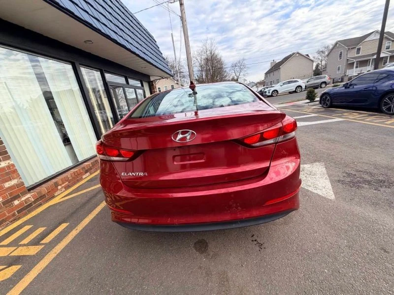 2017 Hyundai Elantra - Image 9 of 12