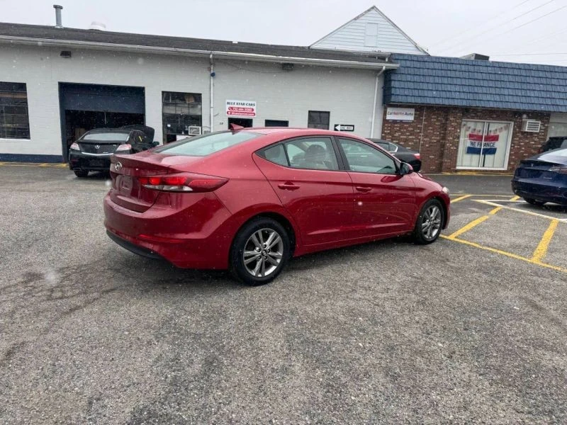 2017 Hyundai Elantra - Image 10 of 12