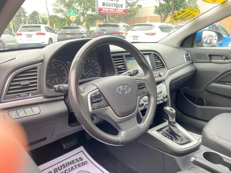2017 Hyundai Elantra - Image 9 of 12