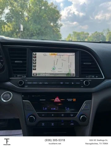 2017 Hyundai Elantra - Image 13 of 15