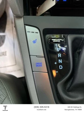 2017 Hyundai Elantra - Image 15 of 15