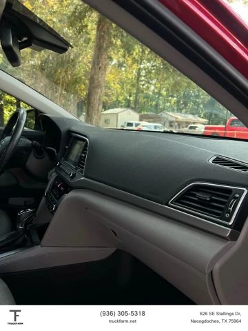 2017 Hyundai Elantra - Image 7 of 15