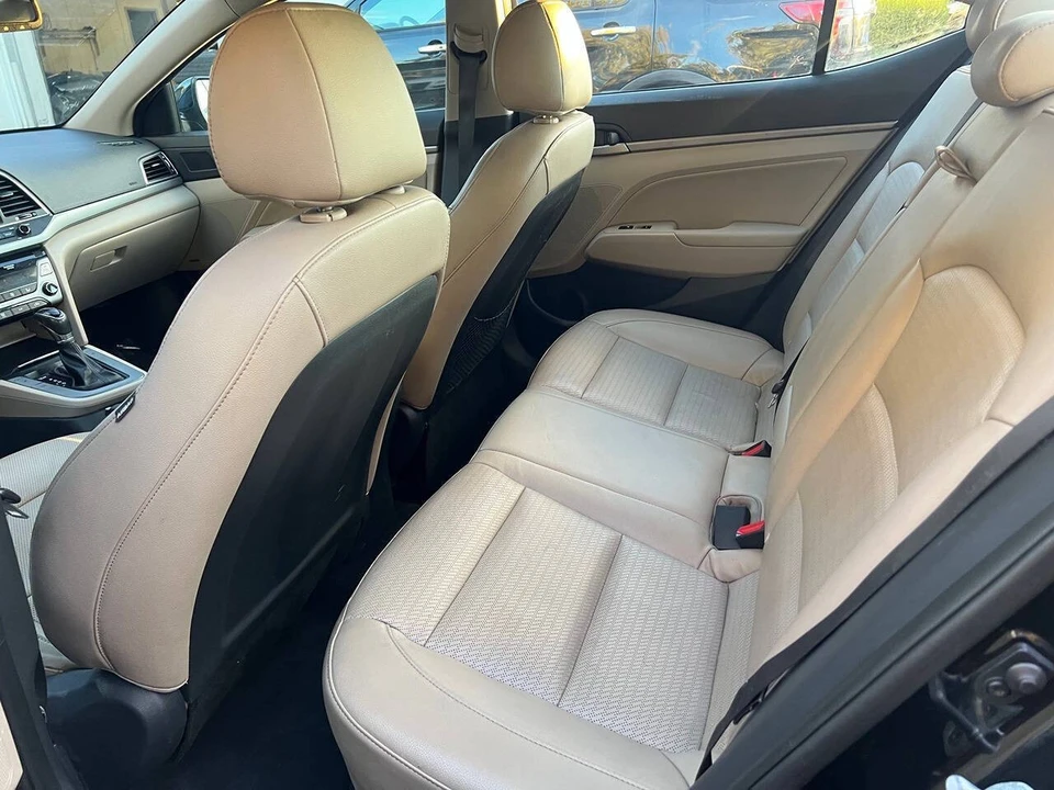 2017 Hyundai Elantra - Image 9 of 10
