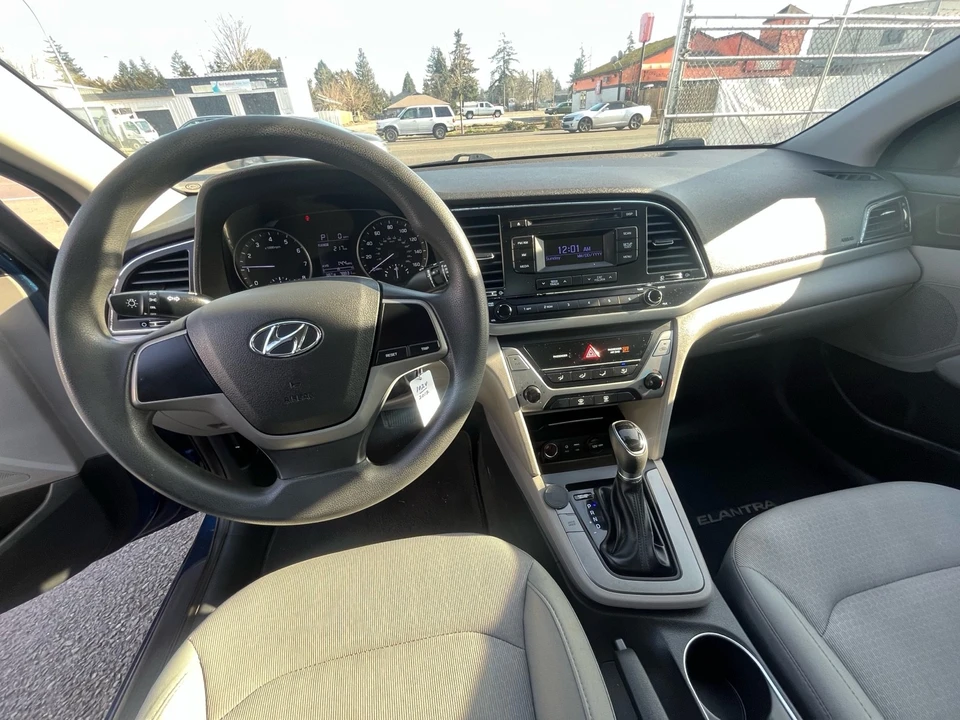 2017 Hyundai Elantra - Image 10 of 16