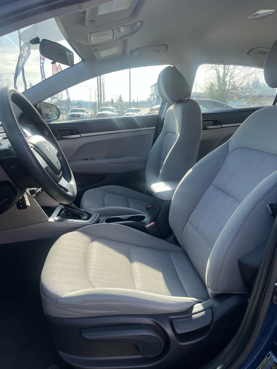 2017 Hyundai Elantra - Image 9 of 16