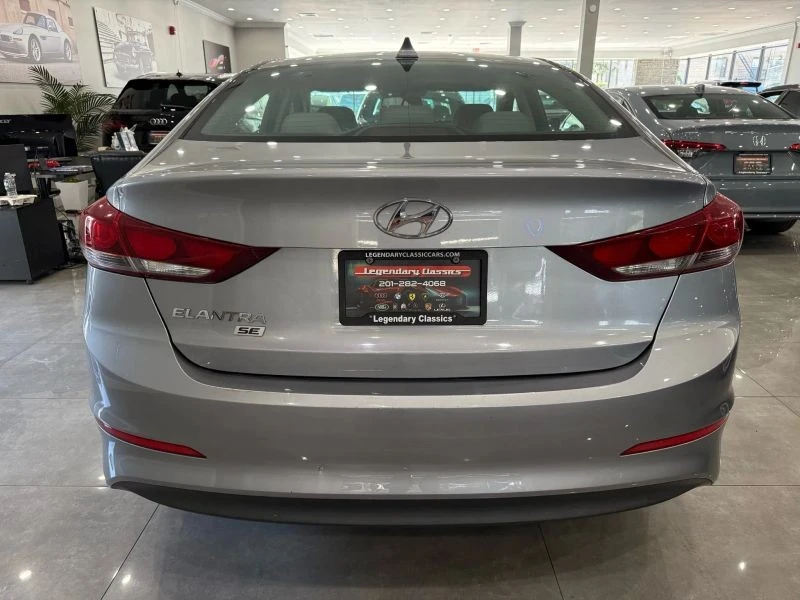 2017 Hyundai Elantra - Image 4 of 12
