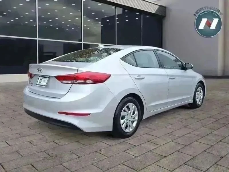2017 Hyundai Elantra - Image 5 of 12