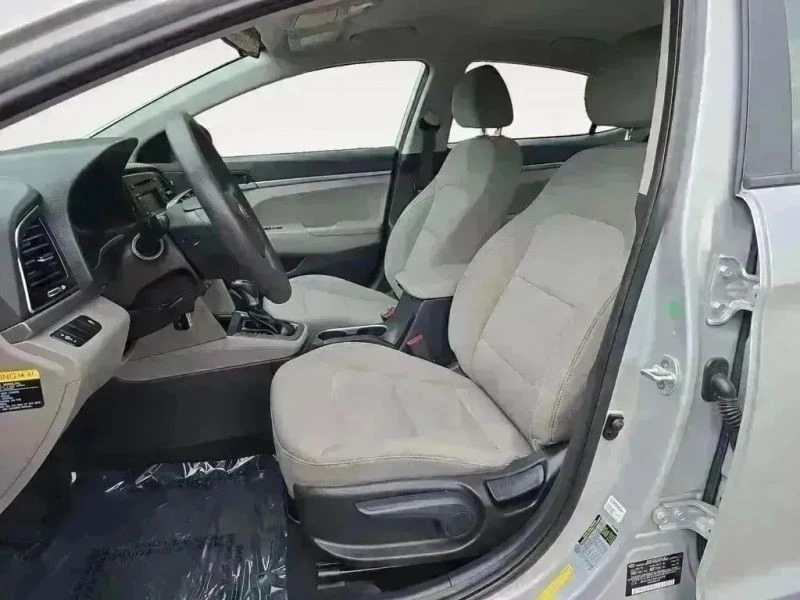 2017 Hyundai Elantra - Image 9 of 12