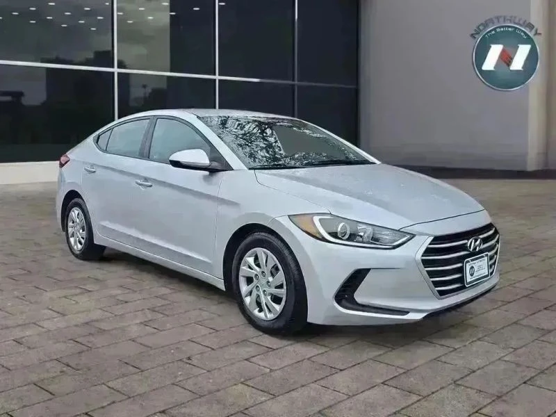 2017 Hyundai Elantra - Image 7 of 12