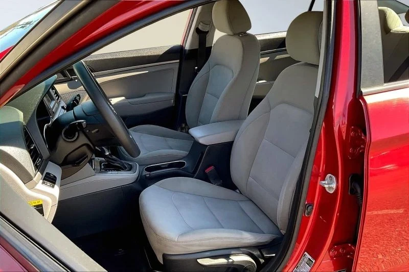 2017 Hyundai Elantra - Image 9 of 12