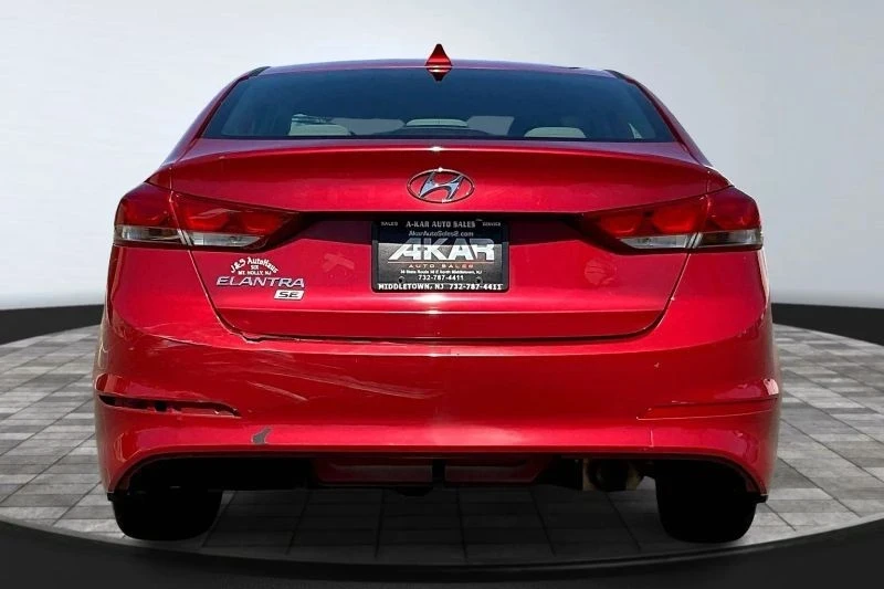 2017 Hyundai Elantra - Image 6 of 12