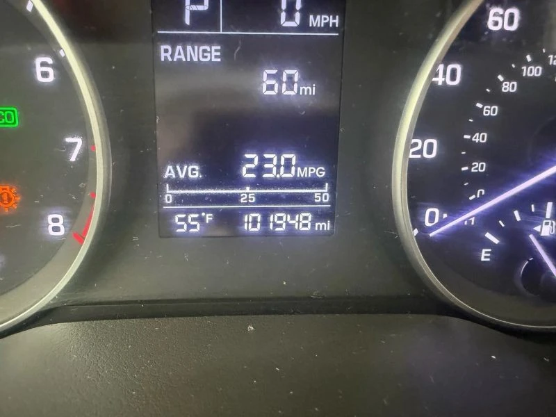 2017 Hyundai Elantra - Image 11 of 12