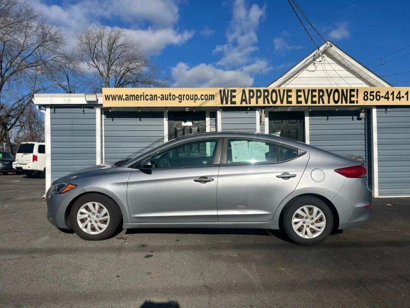 2017 Hyundai Elantra - Image 3 of 12