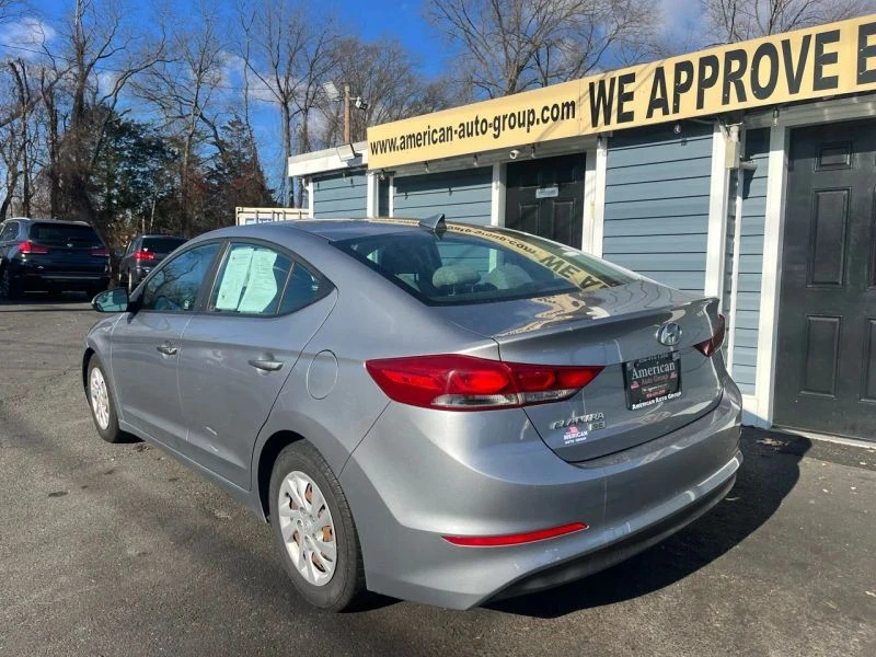 2017 Hyundai Elantra - Image 5 of 12