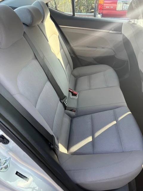 2017 Hyundai Elantra - Image 6 of 7