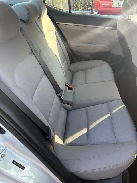 2017 Hyundai Elantra - Image 7 of 7