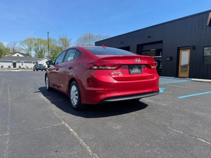 2017 Hyundai Elantra - Image 2 of 11