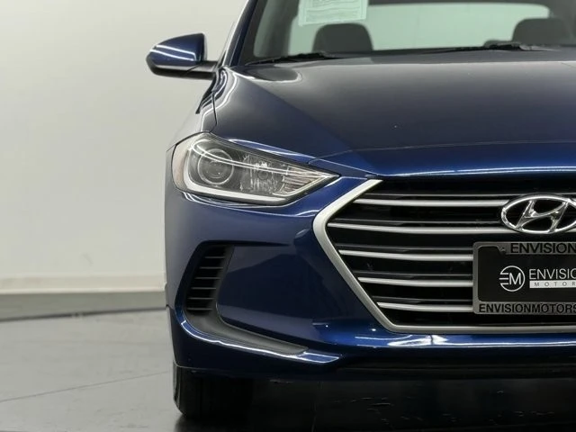 2017 Hyundai Elantra - Image 4 of 12