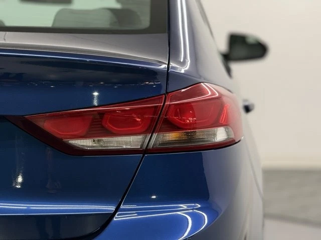 2017 Hyundai Elantra - Image 7 of 12