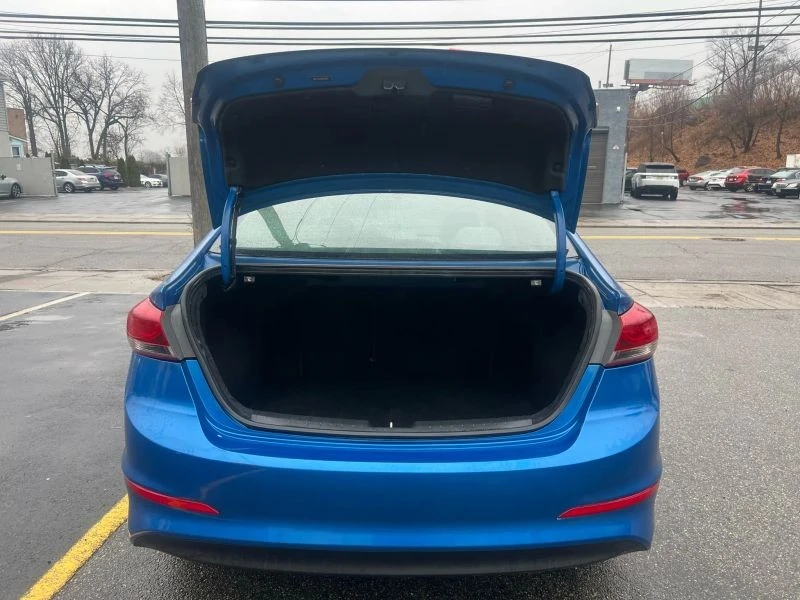2017 Hyundai Elantra - Image 9 of 12