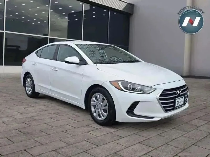 2017 Hyundai Elantra - Image 7 of 12