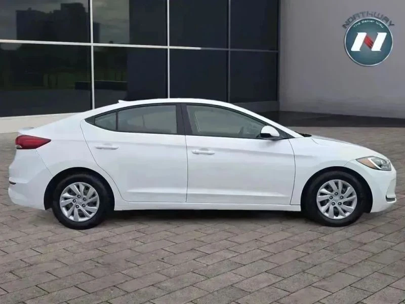 2017 Hyundai Elantra - Image 6 of 12