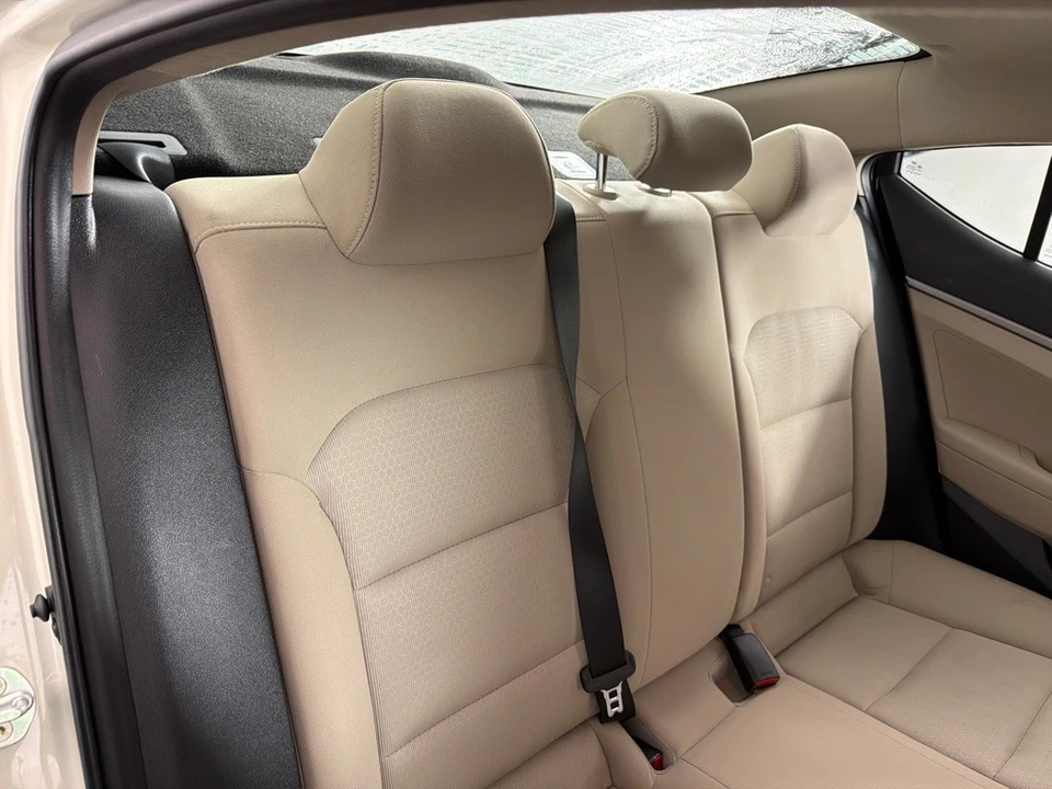 2017 Hyundai Elantra - Image 21 of 21