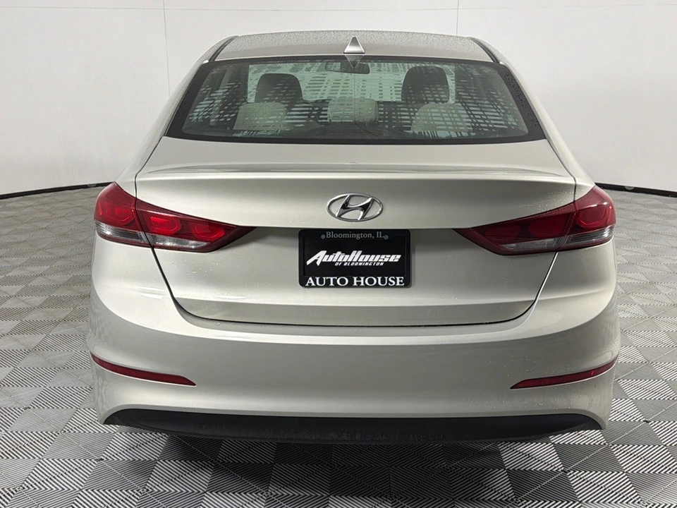 2017 Hyundai Elantra - Image 6 of 21