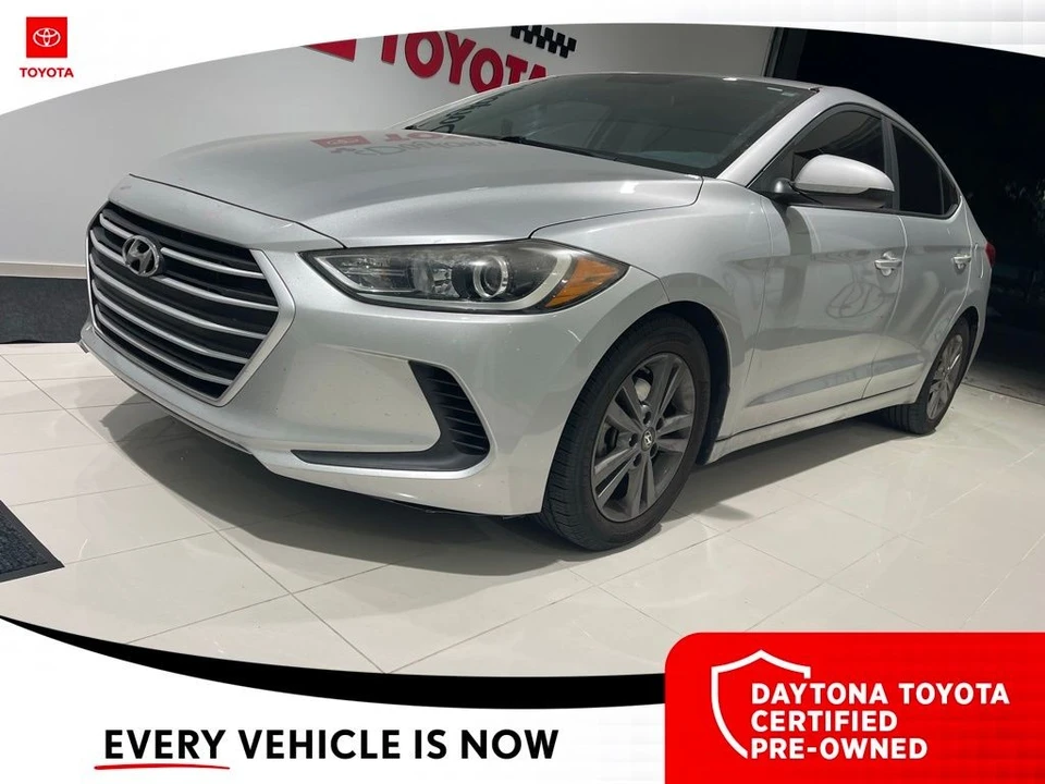 2017 Hyundai Elantra - Image 9 of 10