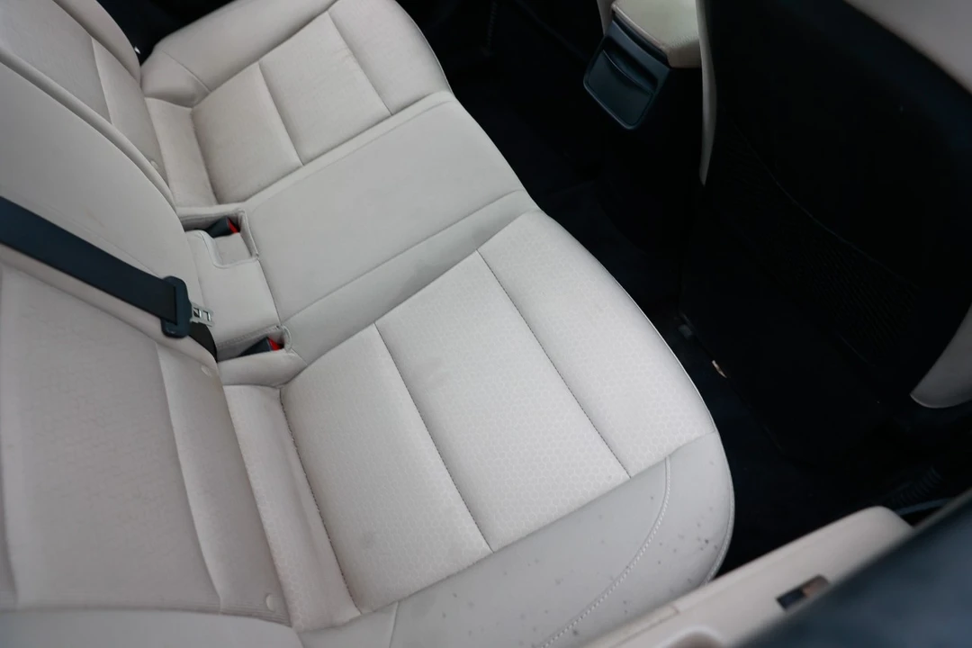 2017 Hyundai Elantra - Image 12 of 21