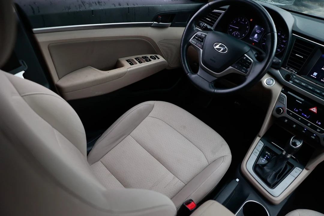 2017 Hyundai Elantra - Image 20 of 21