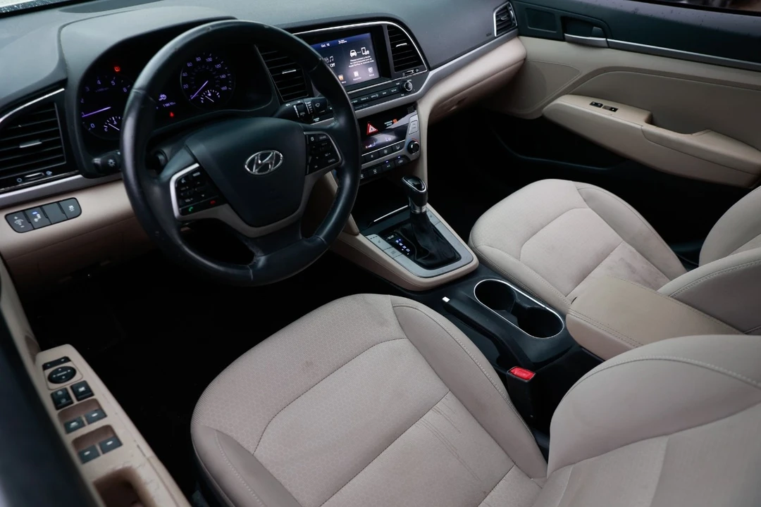 2017 Hyundai Elantra - Image 4 of 21