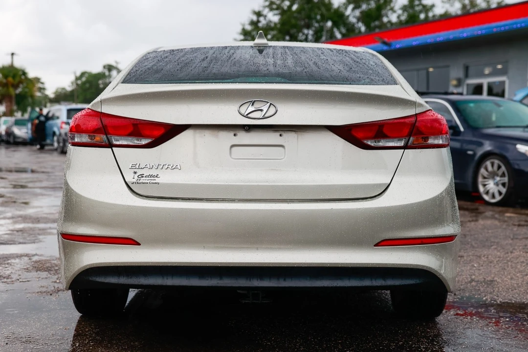 2017 Hyundai Elantra - Image 7 of 21