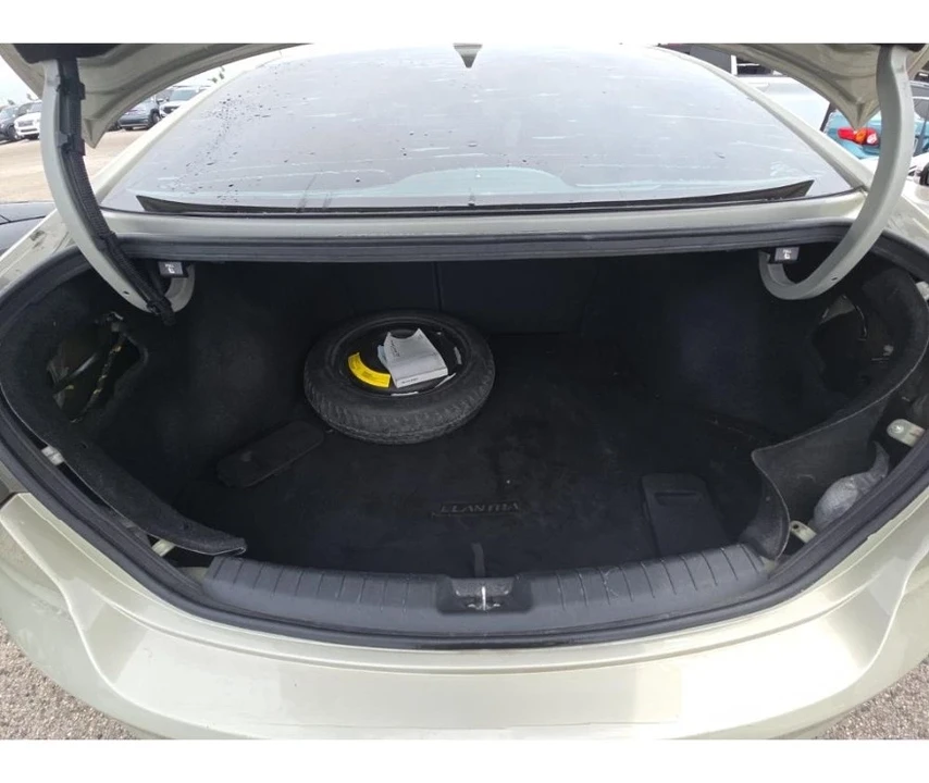 2017 Hyundai Elantra - Image 14 of 14