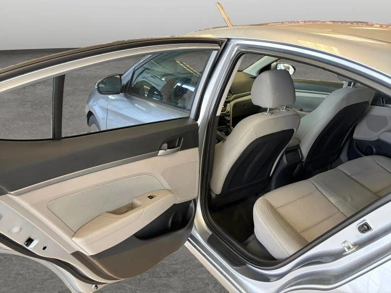2017 Hyundai Elantra - Image 12 of 12