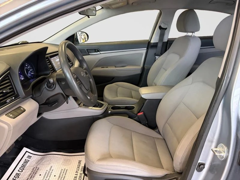 2017 Hyundai Elantra - Image 10 of 12