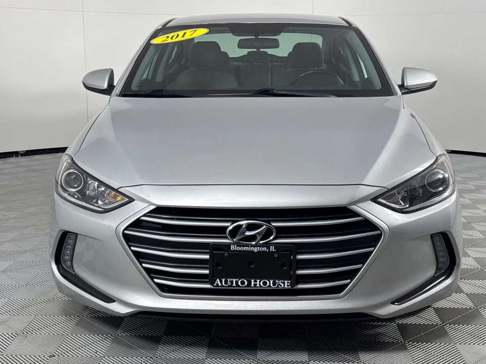 2017 Hyundai Elantra - Image 12 of 12