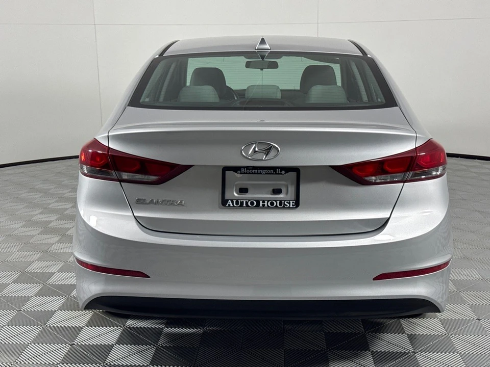 2017 Hyundai Elantra - Image 6 of 12