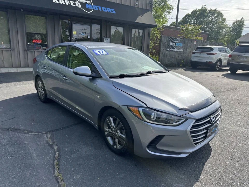 2017 Hyundai Elantra - Image 3 of 21