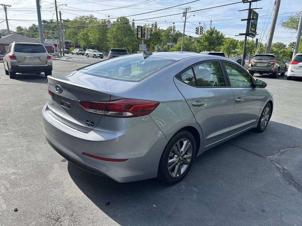 2017 Hyundai Elantra - Image 7 of 21