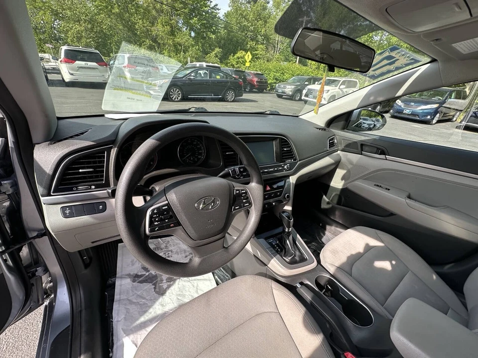 2017 Hyundai Elantra - Image 9 of 21